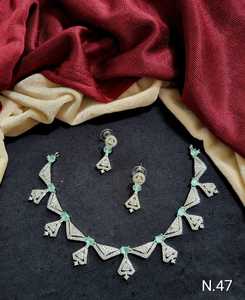 Mode cubique zircone goutte d'eau pendentif Triangle collier ensemble et boucles d'oreilles ensembles bijoux de mariage de mariée pour les mariées cadeaux de fête - Product Image 3