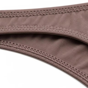 Tanga con Relieve y Función Antiestática, Tejido Elástico Suave, Ajuste Cómodo, Ropa Interior Transpirable, Lencería - Product Image 4