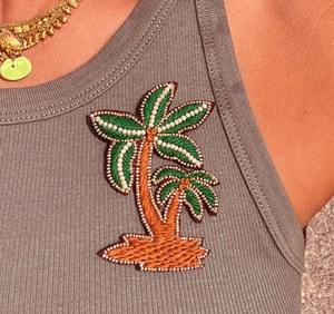 Broche Safa Kalangi avec plume de paon et perles, cadeau de mariage pour homme, forme de broche en métal, idée de cadeau de bienvenue et de remerciement - Product Image 5