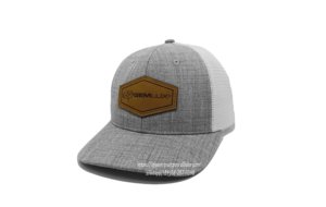 Casquette Trucker à 6 Panneaux Personnalisable en Maille Gris Chiné avec Patch en Cuir, Style Vintage et Confortable, Fabriqué au Vietnam - Product Image 2