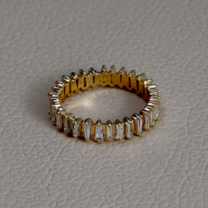 Precio justo Diseño indio 14K Oro amarillo Baguette Diamante Hermoso anillo elegante - Product Image 2