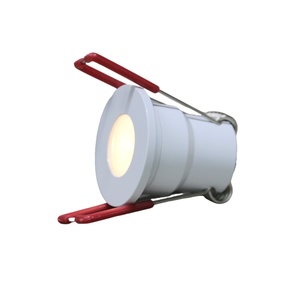 Projecteurs Miniatures Étanches 12V DC à Intensité Variable avec Télécommande (Lot de 6) pour Véranda, Jardin, <span class=keywords><strong>Terrasse</strong></span>, Toits et Abri de Voiture - Product Image 2