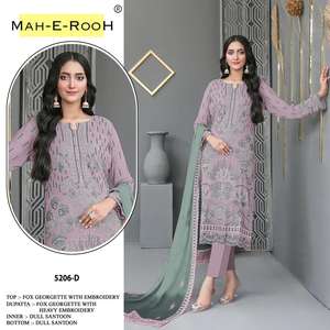 Salwar Kameez pakistanais de haute qualité en georgette avec broderie de sequins et travail de khatli, prêt à porter - Product Image 4