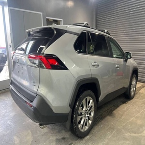 Toyota RAV4 XLE Premium 2025, Económico y en Excelente Estado - Product Image 2