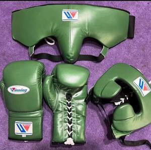 8oz 10oz 12oz14oz logotipo personalizado Muay Thai Kick PU Guante de boxeo para adultos con precios razonables de logotipo personalizado - Product Image 1