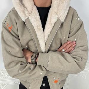 Veste rembourrée universitaire zippée pour hommes personnalisée de haute qualité Style Streetwear éclaboussures de peinture brodée 100% coton saison d'hiver - Product Image 1