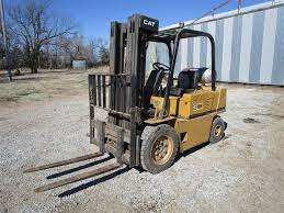 รถยกดีเซลมือสอง2ตันและ3ตัน GP25K แมวแบบดั้งเดิมพร้อมเครื่องจักรทนทานสำหรับอุตสาหกรรมค้าปลีก - Product Image 5