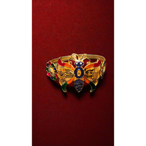 Anillo de artículo de venta caliente con chapado en oro de 22 quilates y anillo hecho a mano de estilo moderno diseñado con mariposa para la venta - Product Image 1