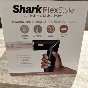 SHARK FlexStyle AIR Sistema de Peinado y Secado con Aire de Calidad Profesional 5 en 1 de Calentamiento Rápido con Motor de 110 000 RPM - Product Image 3