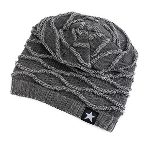 Gorros de Punto Unisex para Invierno con Forro de Piel, Gorro de Estilo Casual con Decoración de Estrella de Cinco Puntas para Hombre y Mujer, Agrega Calor para Actividades al Aire Libre - Product Image 5