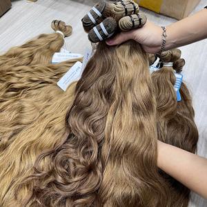 Cheveux naturels ondulés avec diverses couleurs, trame de cheveux doublement tirée, cheveux humains vietnamiens de haute qualité, extensions de cheveux prêtes à être expédiées - Product Image 1