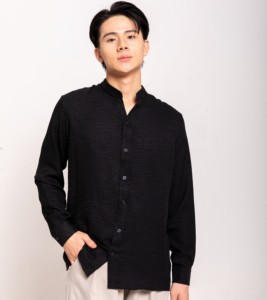 Ropa de compresión personalizada al por mayor servicios de procesamiento OEM/ODM camisa de poliéster hecho en Vietnam precio competitivo - Product Image 2