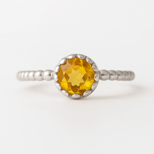 Anillo de Plata con Baño de Rodio y Citrino en Bisel, Diseño Geométrico Bohemio, Unisex, para Bodas, Compromisos, Fiestas y Uso Diario - Product Image 4