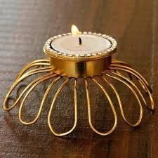 Candelabro de Metal Dorado con Acabado de Lujo para Decoración de Bodas, Adorno para Mesa y Ambiente Espiritual Nocturno - Product Image 4