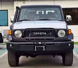 SUV d'occasion gris propre 2024, 76 places, toit rigide, essence, sièges en cuir, boîte automatique, conduite à gauche, pack technologique - Product Image 1