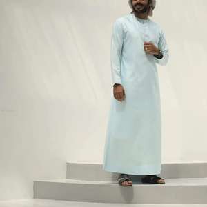 Vêtements islamiques en gros Thobe pour hommes Nouvelle mode Koweït Marocain Arabe Musulman Jubba Thobe Kaftan Daffah Abaya pour hommes - Product Image 2