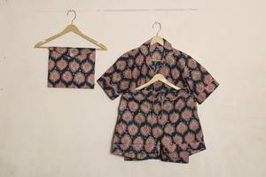 Conjunto de pijama corto de algodón 100% hecho a mano para mujer, regalo de dama de honor con estampado Floral, suministro ODM - Product Image 5