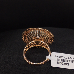 Elegante anillo de oro rosa para mujer, estilo clásico con intrincado diseño de tejido y diamantes redondos de corte brillante para fiestas - Product Image 3