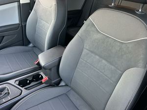Offre Spéciale : Volkswagen Taos SE FWD 2023 d'occasion – Prêt à être expédié - Product Image 3