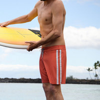 Shorts de bain pour hommes personnalisés en gros, séchage rapide, poche imperméable, extensible dans les 4 sens, taille mi-haute, décontracté, uni, pour la plage et le surf