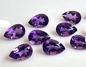 Ametista Natural Corte Pera 7x10 mm Facetada - Ametista Suelta de Alta Calidad - Product Image 3