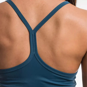 Derniers débardeurs pour femmes avec logo personnalisé Vêtements de sport pour femmes Débardeurs d'entraînement fabriqués à des prix abordables - Product Image 5