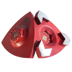 Plaque de meulage diamantée oscillante multi-outils à interface fermée avec trois segments en forme de flèche pour la préparation des surfaces - Product Image 1