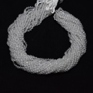 Perles rondes facettées en cristal de quartz 4,25 mm, brin de 13 pouces, perles de pierres précieuses transparentes pour colliers et bracelets - Product Image 1