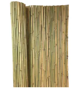 Atacadista best selling ODM durável anti cupins cercas de bambu Tela Jardim Natural Rolled Wood Fence Panel made in Vietnam