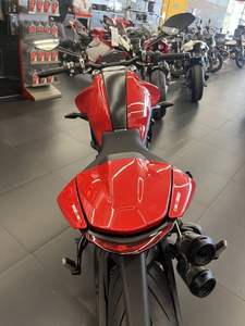 Motocicleta Deportiva Ducati Monster Plus Roja Modelo 2025, Nueva, Garantía de 5 Años, Soporte Personalizado OBM, Opción de Financiamiento DIY Disponible - Product Image 2