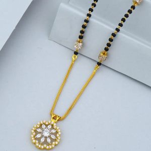 Halo Floral Mangalsutra para Mujer, Elegante Joyería Tradicional India, Collar Étnico de Moda para Novia, Accesorio para Boda - Product Image 3
