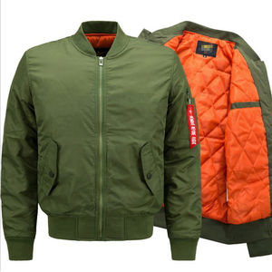 Venta al por mayor de fábrica Parche personalizado Trabajo Verde Oliva Seda Satén Parte inferior gruesa Cremallera Deportes Bomber Chaquetas Hombres Ropa de otoño - Product Image 3
