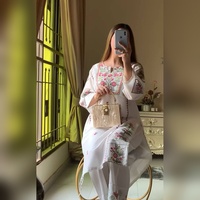 LD CREATION Ensemble Salwar Kameez Plazzo en Coton et Soie, Haut et Dupatta avec Broderie Lourde, pour Tenue Décontractée ou Soirée, Séchage Rapide, Infroissable