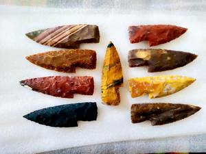 Ágata India Cuchillo de punta de flecha hecho a mano de 2 pulgadas Cuchillo de piedras preciosas de ágata elegante con diseño de punta de flecha - Product Image 6