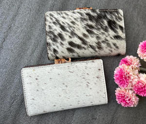 Haute peau de vache outillé en cuir pochette portefeuille outillé à la main sculpture à la main Vintage mignon sac à main dames multi-usage accessoire de mode - Product Image 5