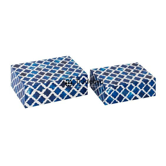 Available in different Colors