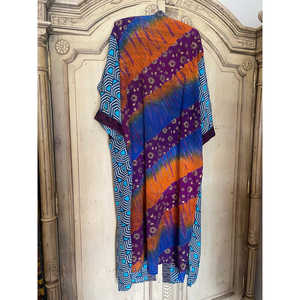 Chaqueta de Sari Azul Azteca de Seda, Tejido de Una Sola Talla - Product Image 3