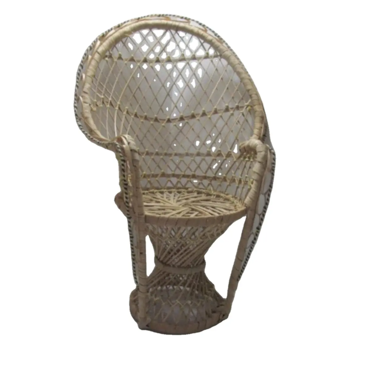 Best Selling Leisure Chair Rattan Armchair Handcrafted Peacock Style Doll Chair for Living Room Dining Room Garden