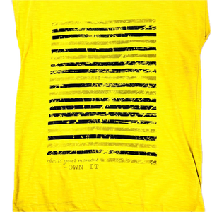 Camisetas de talla grande listas para usar para mujer, moda de alta calidad, Color sólido, cuello redondo suelto, estampado de chica de ciudad, estilo informal, venta al por mayor - Product Image 3