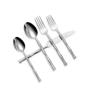 Juego de Cubiertos de Acero Inoxidable Hechos a Mano, Perfectos para Cenas de Lujo, Decoración Elegante de Mesa y Eventos Especiales - Product Image 1