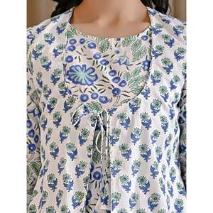 Top de punto verde de algodón estampado a mano para mujer - Product Image 2