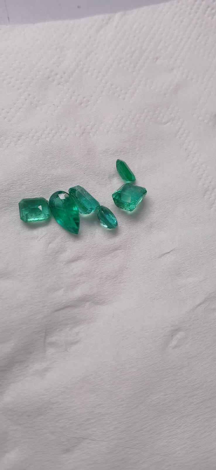 สีเหลือง