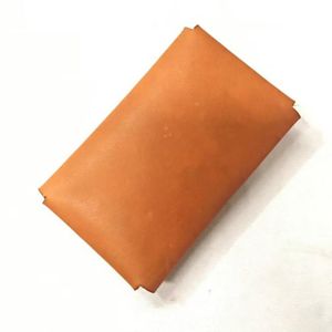 Cartera de Cuero Hecha a Mano de Alta Calidad, Mini Monedero, Diseño Compacto Minimalista Vintage, Hecho a Mano en Indonesia - Product Image 2