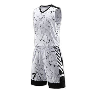 Uniformes de basket-ball personnalisés, production sur mesure, vêtements de basket-ball en gros, OEM, séchage rapide, respirant, ensembles de maillots 100% polyester - Product Image 2