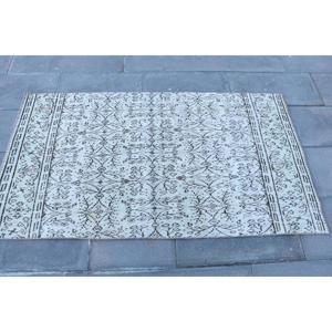 พรมขนาด 2.9x5.2 ฟุต, พรมวินเทจตุรกี, พรมขนสัตว์ขอบสีขาว - Product Image 4