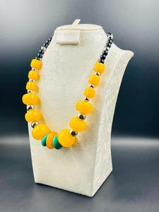 Collier en résine fait main, accessoire de mode très vendu, pour un usage quotidien et un cadeau disponible au meilleur prix - Product Image 2