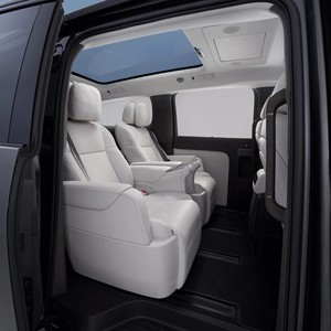 Véhicule d'occasion 2024, monospaces 7 places 100% électrique, conception spacieuse et grand habitacle, conduite automatique fluide, véhicule électrique, entretenu avec soin, provenant du Japon - Product Image 5