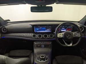 Mercedes-Benz Classe E 2.0 E200 AMG Line Berline d'occasion 2019 Sièges en cuir Transmission automatique Haute qualité LHD/RHD Voiture d'occasion - Product Image 2