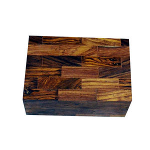 Mejor calidad al por mayor estilo europeo de madera de acacia y resina hecho a mano tipo de regalo joyero caja de regalo embalaje de joyería - Product Image 1