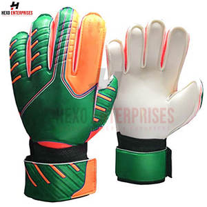 Nouveau style de gants de gardien de but d'entraînement de football fabricant en gros gants de gardien de but de football respirants et durables - Product Image 2